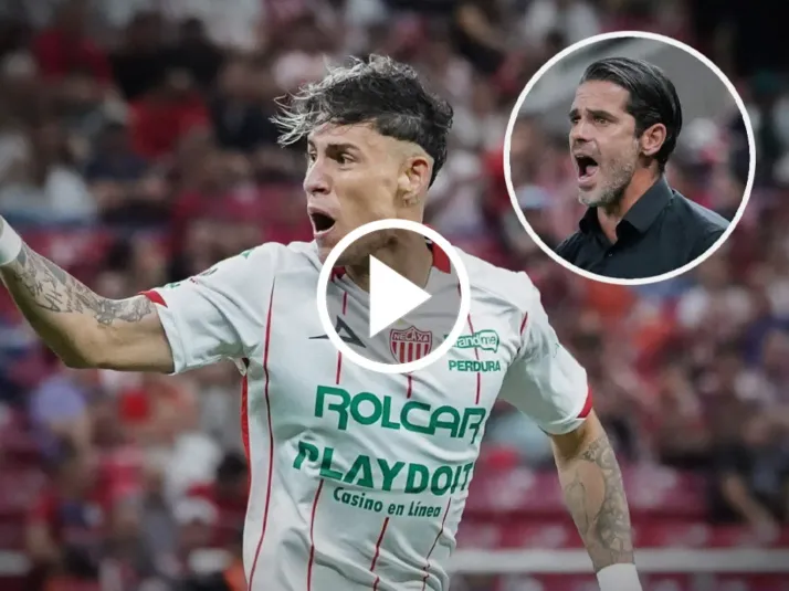 El festejo del Chicote Calderón con Fernando Gago