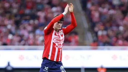 Armando González busca seguir en Chivas.