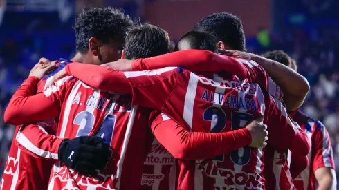 Jugadores de Chivas que tienen su lugar asegurado para enfrentar a Rayados.
