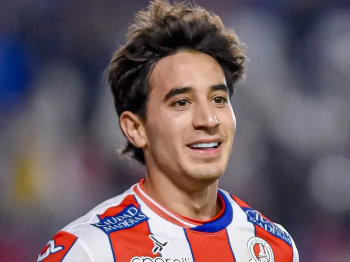 ¿Sebastián Pérez Bouquet regresa a Chivas?