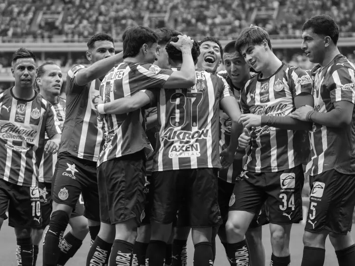 Los jugadores que Chivas está dispuesto a negociar si llega una oferta para el Clausura 2026