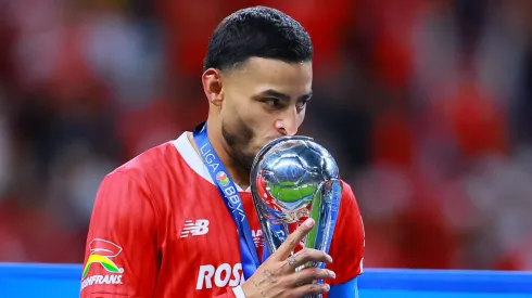 Alexis Vega es bicampeón con Toluca.