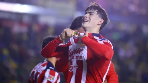 Chivas troleó a Armando González
