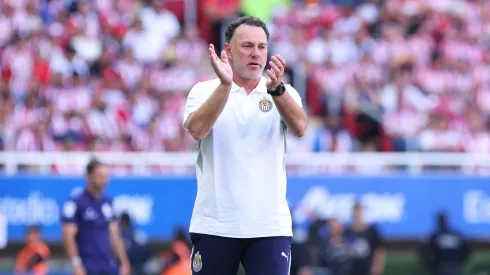 Gabriel Milito felicitó a cada uno de sus jugadores