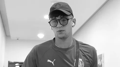 Alan Pulido no sale a Cruz Azul de momento.