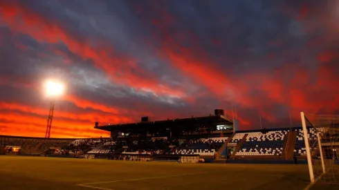 Hinchas de Universidad Católica se entusiasman con proyecto estadio