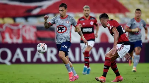 Unión La Calera recibe a Vélez Sarsfield en el Estadio Nicolás Chahuán