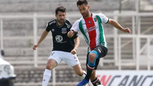 Colo Colo recibe a Palestino en el Estadio Monumental