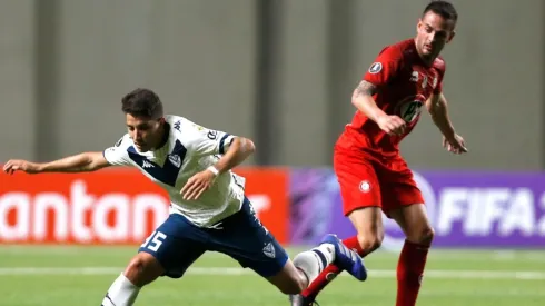 Unión La Calera visita a Vélez Sarsfield en Buenos Aires