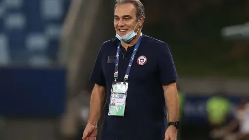 Lasarte no descarta titularidad de Alexis Sánchez en Chile.