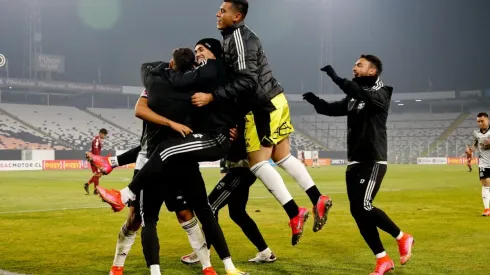 Colo Colo avanza a los cuartos de final de Copa Chile