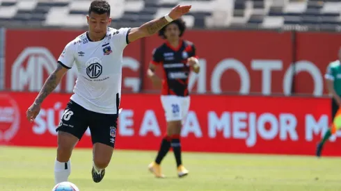 Colo Colo abre la opción de salida para Leonardo Valencia