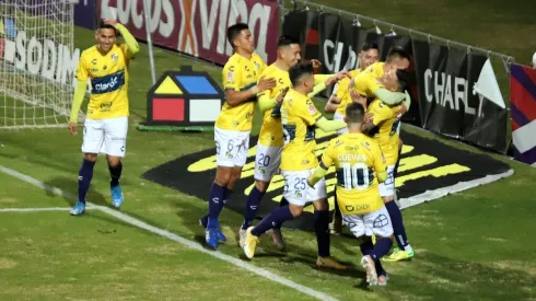 Everton queda en puestos de Copa Sudamericana