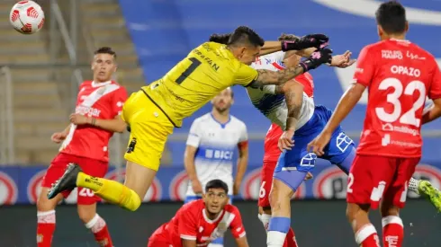 Los cruzados van por un triunfo que los mantenga en la lucha por el título