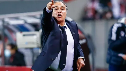 Lasarte no asume toda la responsabilidad en la derrota de Chile.