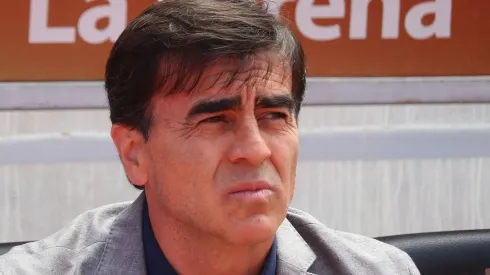 Gustavo Quinteros finaliza contrato en diciembre con Colo Colo