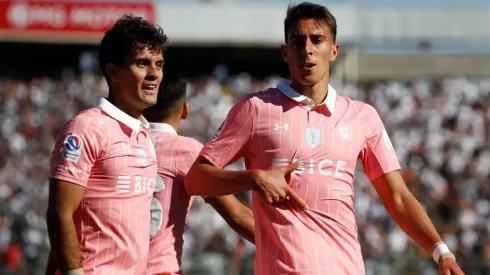 Facebook Oficial: Universidad Católica