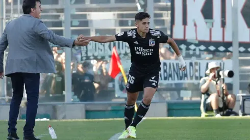 Gustavo Quinteros está fascinado con Pablo Solari en los albos.