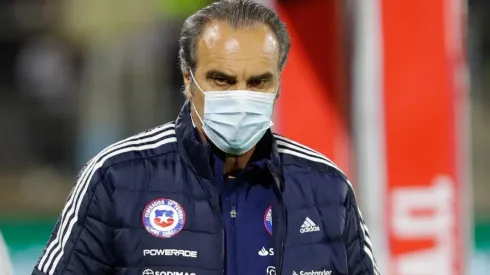 Martín Lasarte está al tanto de lo que se juega Chile este jueves en Paraguay.