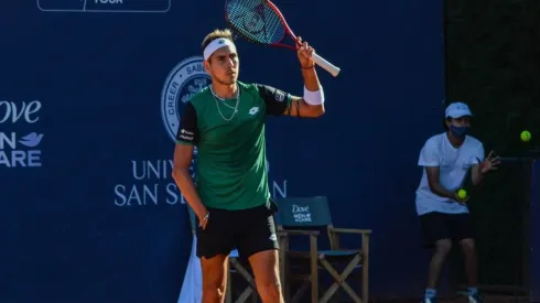 Alejandro Tabilo se juega el paso a las semifinales de Puerto Vallarta ante Tatsuma Ito.