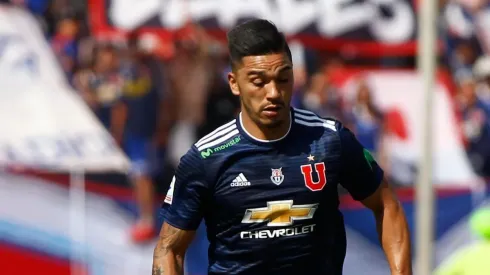 El volante lleva seis meses sin jugar y está cerca de sellar su vínculo con los azules