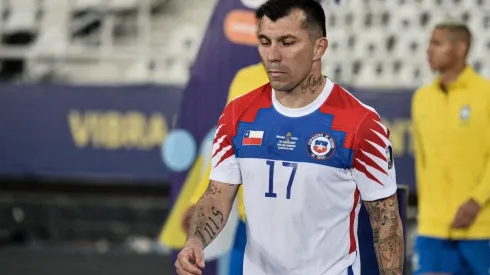 Medel dolido por puntos perdidos en partidos ganables con La Roja.