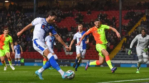 El seleccionado chileno fue titular en la caída de su equipo como local