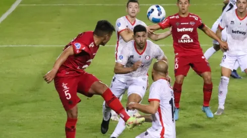 Ñublense y Unión La Calera no anotan en Chillán