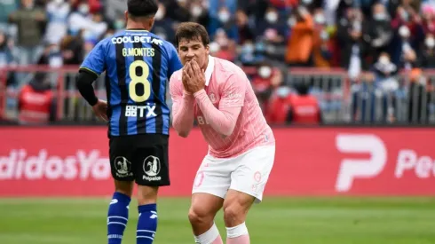 Insólito: Hinchas de Huachipato repudian condiciones del CAP de Talcahuano.