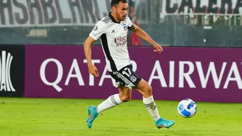 Representante de Suazo se refiere a una posible salida de Colo Colo.