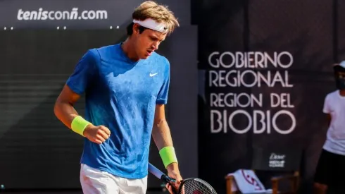 Jarry sigue avanzando en Francia.