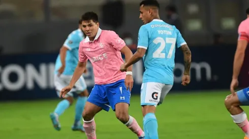 Tabla: UC enreda puntos en Perú y se complica en continuar en la Libertadores.