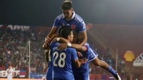 Universidad de Cse enfrenta a La Calera para conseguir los tres puntos.