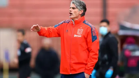 Insólito: López pierde sus documentos en vuelo de regreso a Santiago.