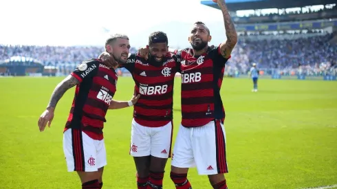 Arturo Vidal tuvo su debut triunfal en Flamengo
