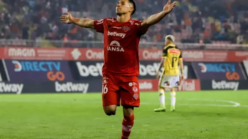 Ñublense derrota a Coquimbo y acortar distancia con Colo Colo.