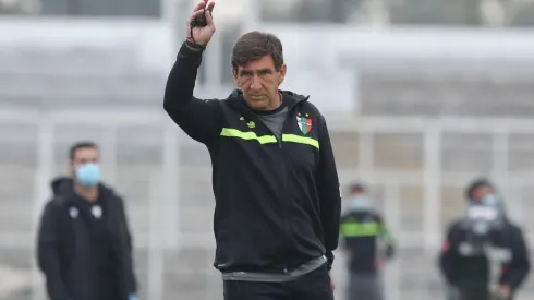 Palestino llama a la calma con la presentación de Costas en Bolivia.