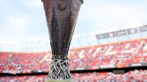 El trofeo de la Europa League
