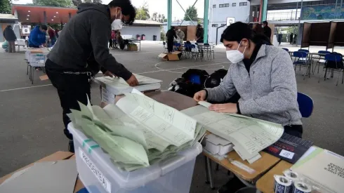 Los vocales de mesa reciben un pago por cumplir con esta función.