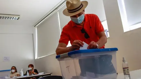 ¿Cuál es la multa por no ir a votar en el Plebiscito de Salida?