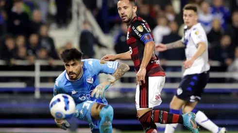 Flamengo y Vélez disputan la semifinal vuelta de la Copa Libertadores