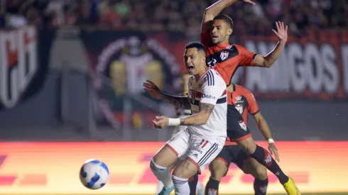 Sao Paulo enfrenta a Goianiense por la semifinal vuelta de la Copa Sudamericana.