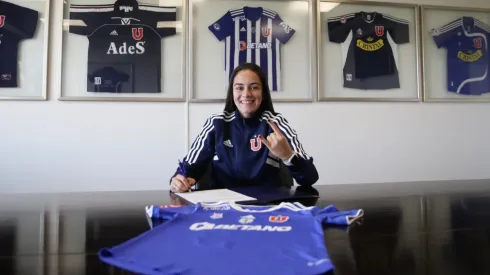 La U femenina hace oficial la llegada de la seleccionada paraguaya, María Martínez Vecca y van con todo por la Libertadores y el Bicampeonato