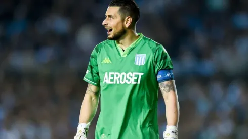 Arias vivió de todo en la visita de Racing a Platense.