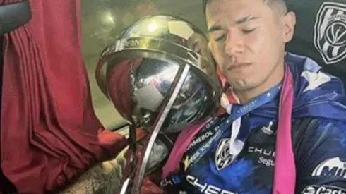 Matías Fernández se quedó con el título de la Copa Sudamericana con Independiente del Valle.