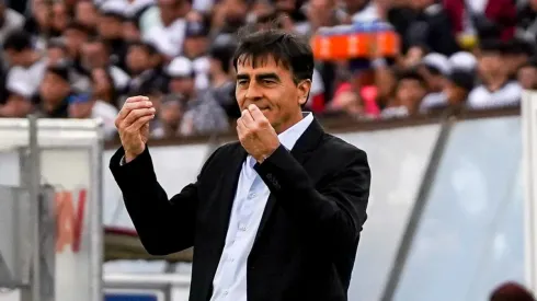 El técnico nuevamente habló sobre su continuidad en Colo Colo