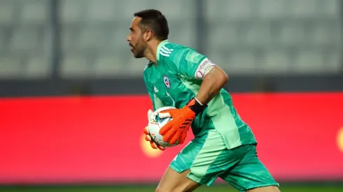 Claudio Bravo cree que Chile tiene más nivel que varias selecciones del Mundial