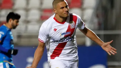 Benegas defendió otras camisetas en Chile como la de Curicó Unido