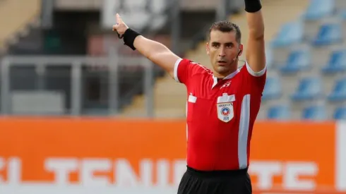 Véjar dirigirá un clásico de colonias en la primera fecha.