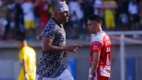 Leandro Benegas hizo su debut como titular en Colo Colo.